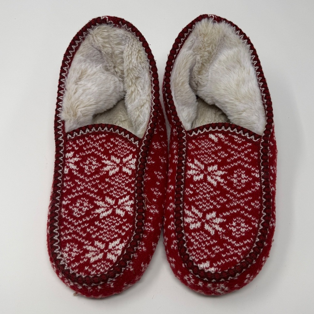 Womens Red Fair Isle Snowflake Knit Faux Fur Lined Moccasin Slippers Size M/L